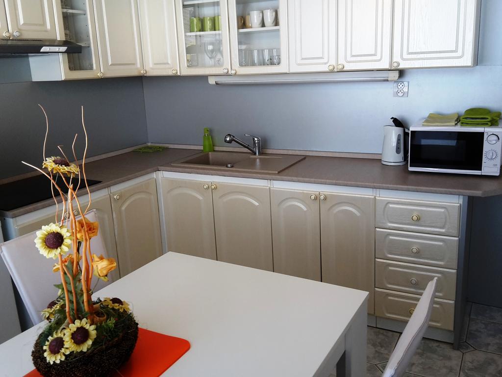 Apartman Bystrica City & Parking Банска-Бистрица Экстерьер фото
